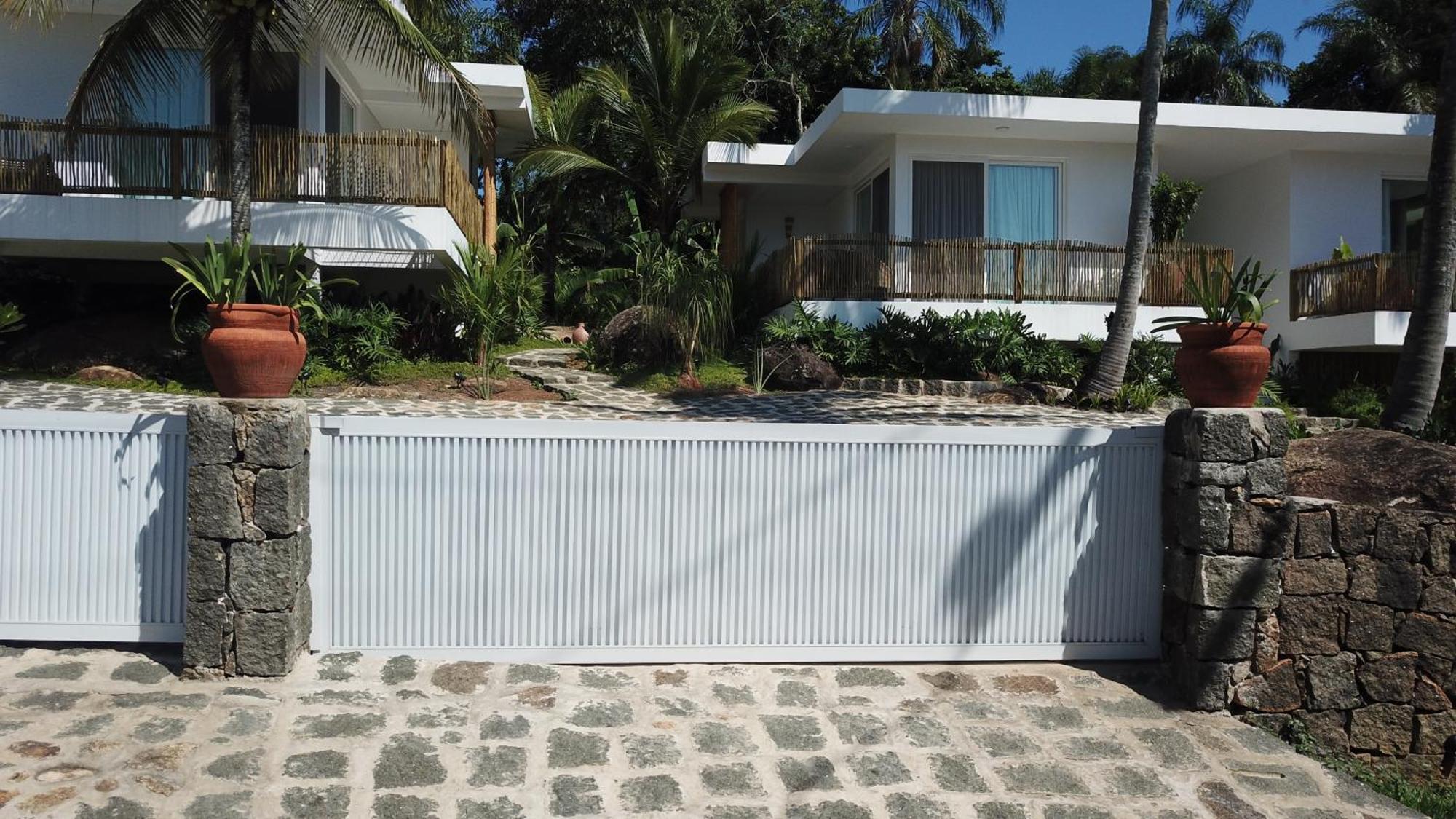 Kosere Exclusive Suites Ilhabela Esterno foto